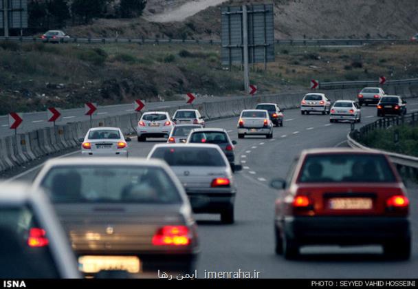 پایش پهپادی خودرو های متخلف در محورهای سمنان